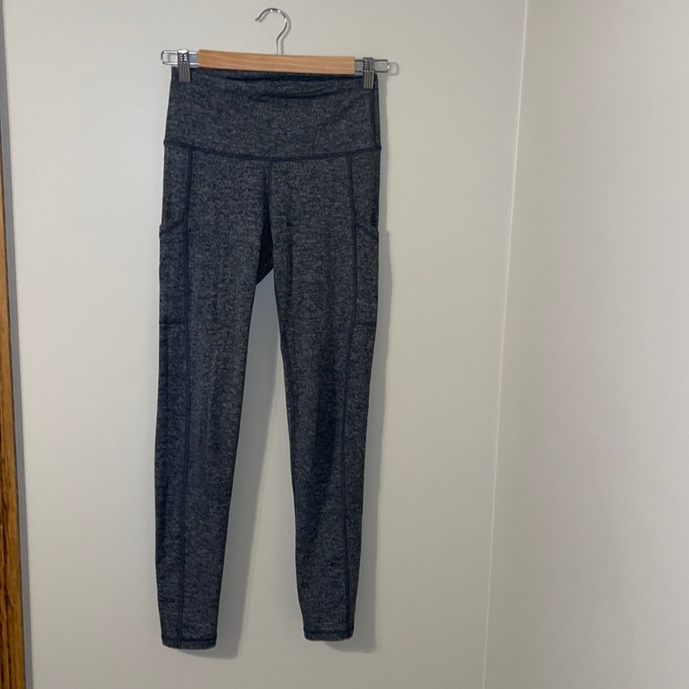 Arie play leggings